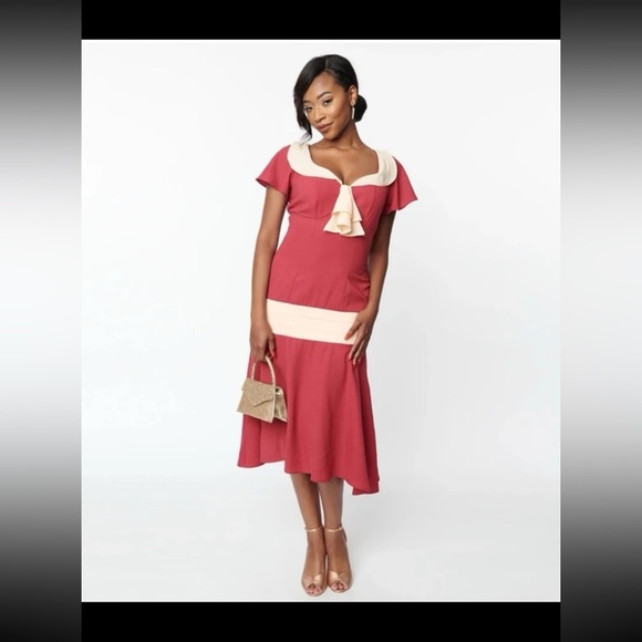 Unique Vintage Dresses & Skirts - Unique Vintage 1920s Burgundy & Pink Wilshire Flapper Day Dress
Medium (6-8)